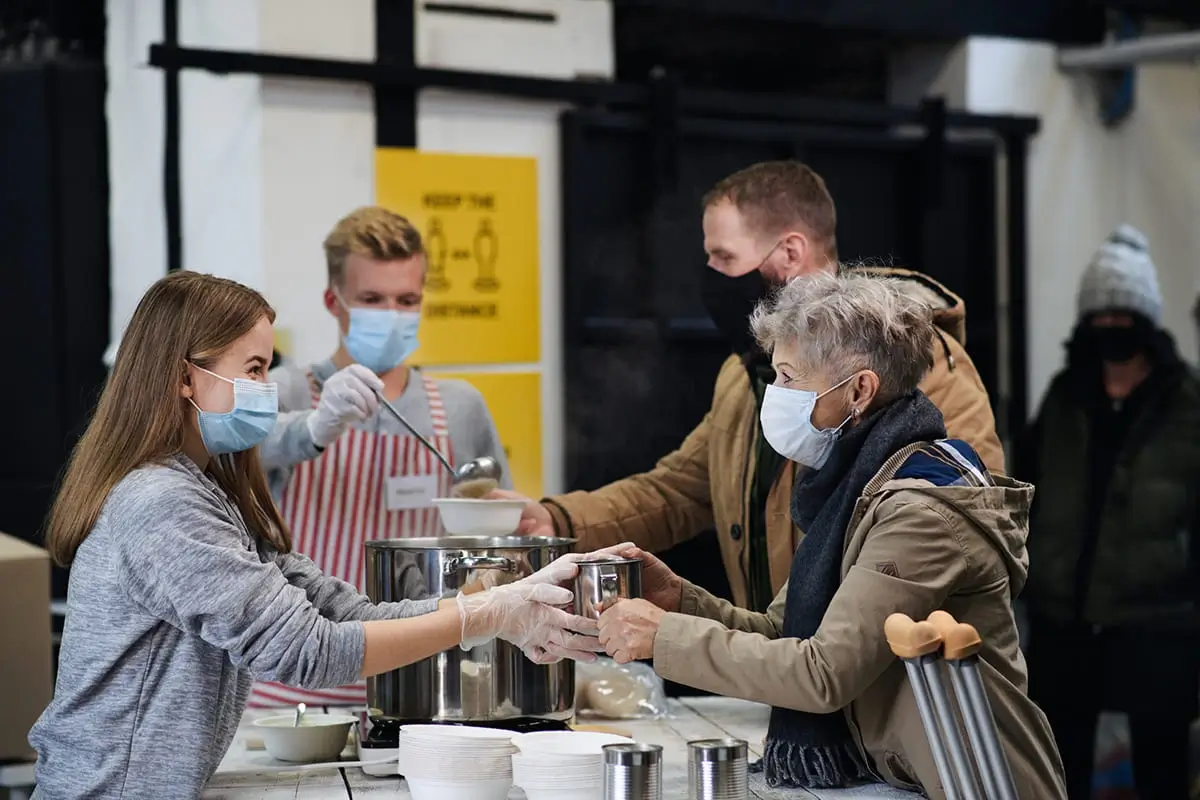 Homeless shelters and
charities food donations in Denver, CO